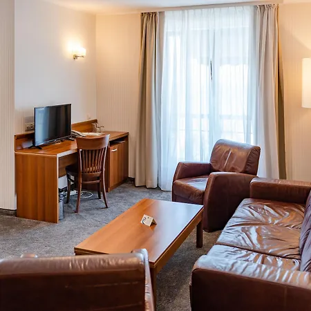 Hotel Panorama - Free Ev Charging Station Warna