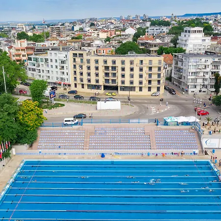 Panorama - Free Ev Charging Station Отель 4*